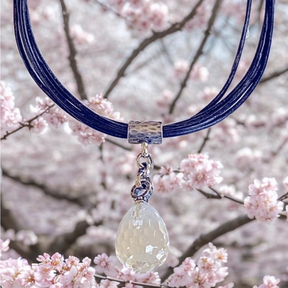 Silpada BlackLeather Necklace with Crystal Pendant N1494 16” with 3” extender - Picture 3 of 7
